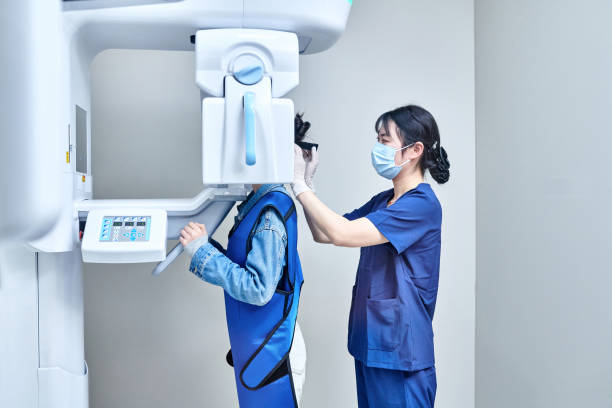 Best Emergency Tooth Extraction in University Center, VA
